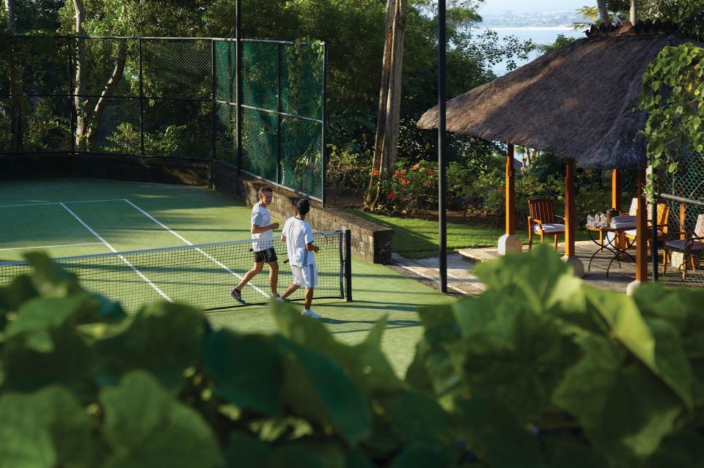 tennis-tourist-courtesy-four-seasons-bali-jimbaran-bay-tennis-court