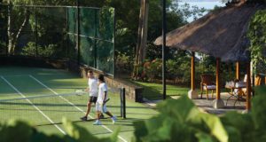tennis-tourist-courtesy-four-seasons-bali-jimbaran-bay-tennis
