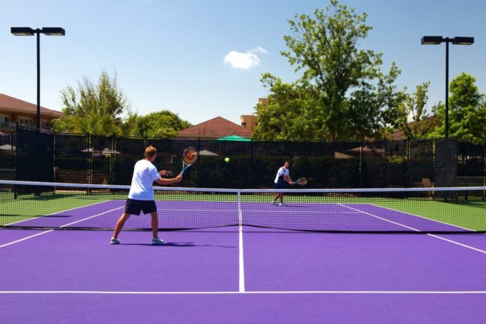 tennis-tourist-courtesy-dallas-four-seasons-tennis-courts-outdoor-players-on-court