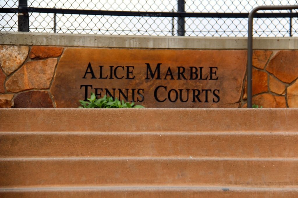 tennis-tourist-sanfrancisco-alice-marble-sign-teri-church