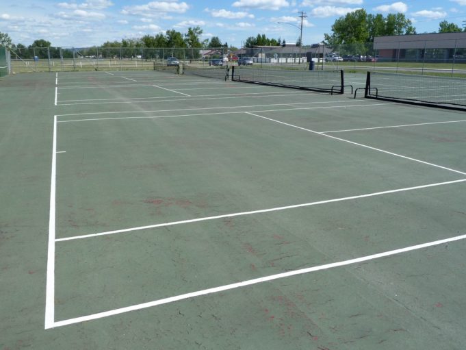 tennis-tourist-dawson-creek-bc-tennis-court-wide-shot-bill-adair