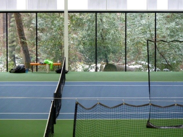 tennis-tourist-north-vancouver-tennis-centre-courts-and-window-teri-church