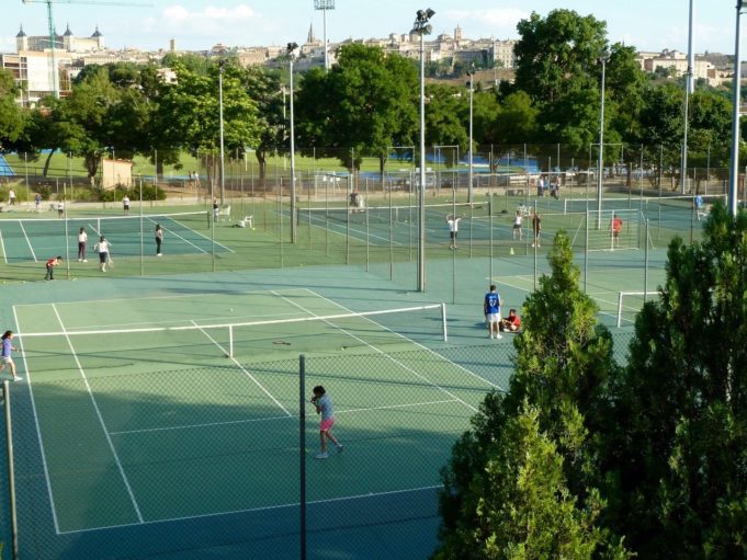 tennis-tourist-toledo-spain-patronada-deportivo-municipal-tennis-courts-from-above-teri-church
