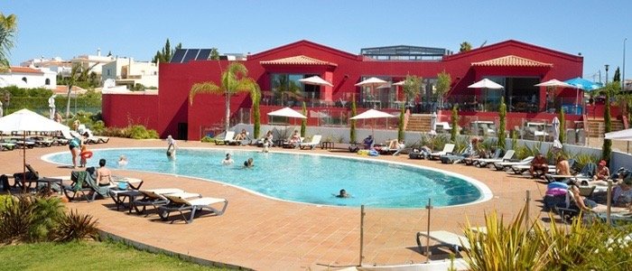 valdalapa-portugal-tennis-in-the-sun-pool