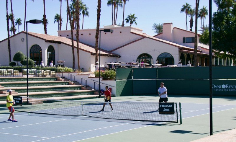 tennis-tourist-Rancho-Las-Palmas-Palm-Springs-tennis-players-clubhouse-teri-church