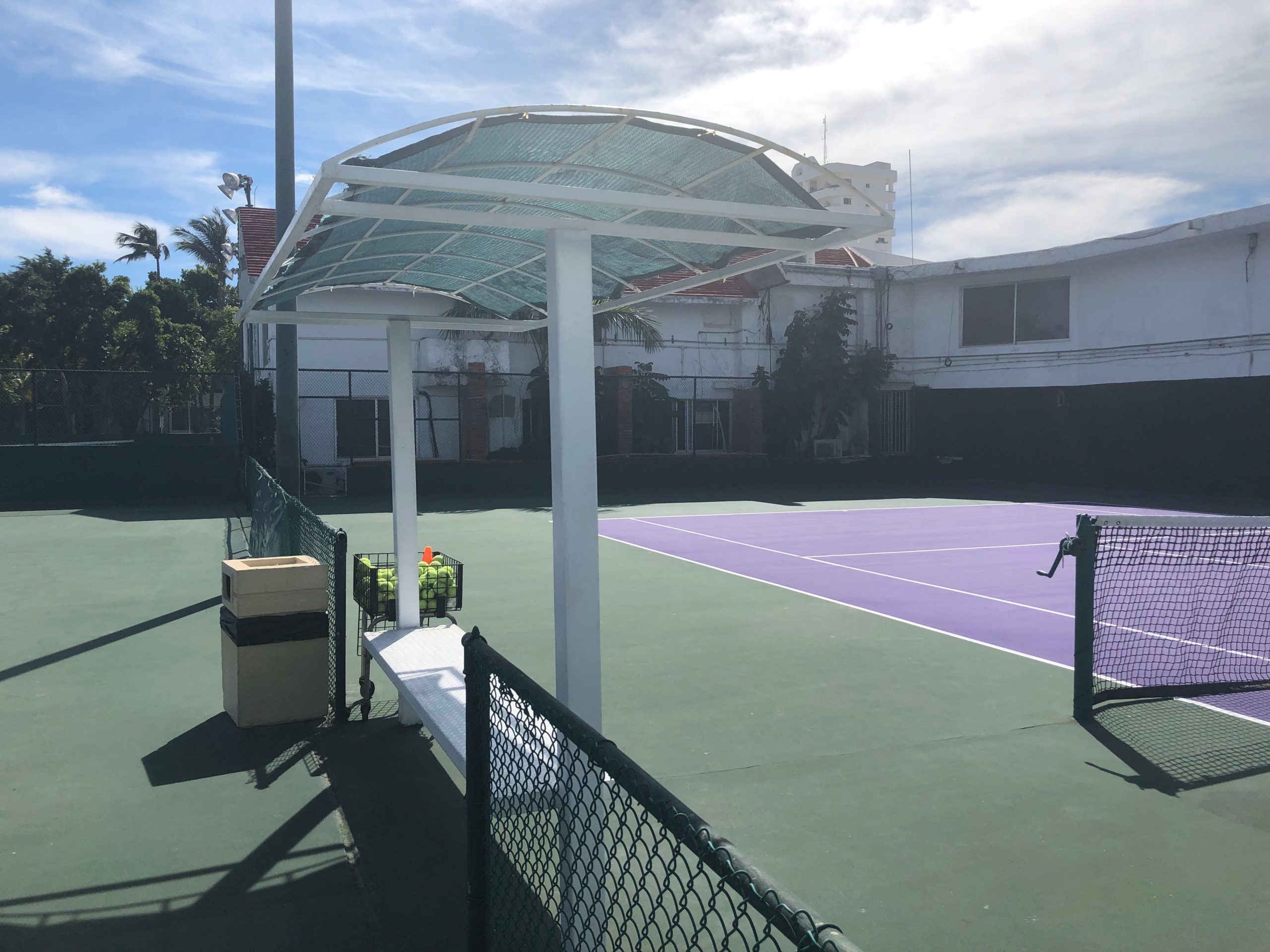tennis-tourist-el-cid-mazatlan-mexico-courts-teri-church